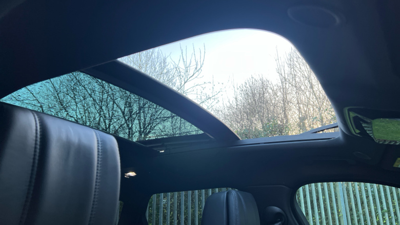 Land Rover Range Rover Velar 2.0 D200 MHEV Dynamic HSE 5dr Auto Diesel Estate